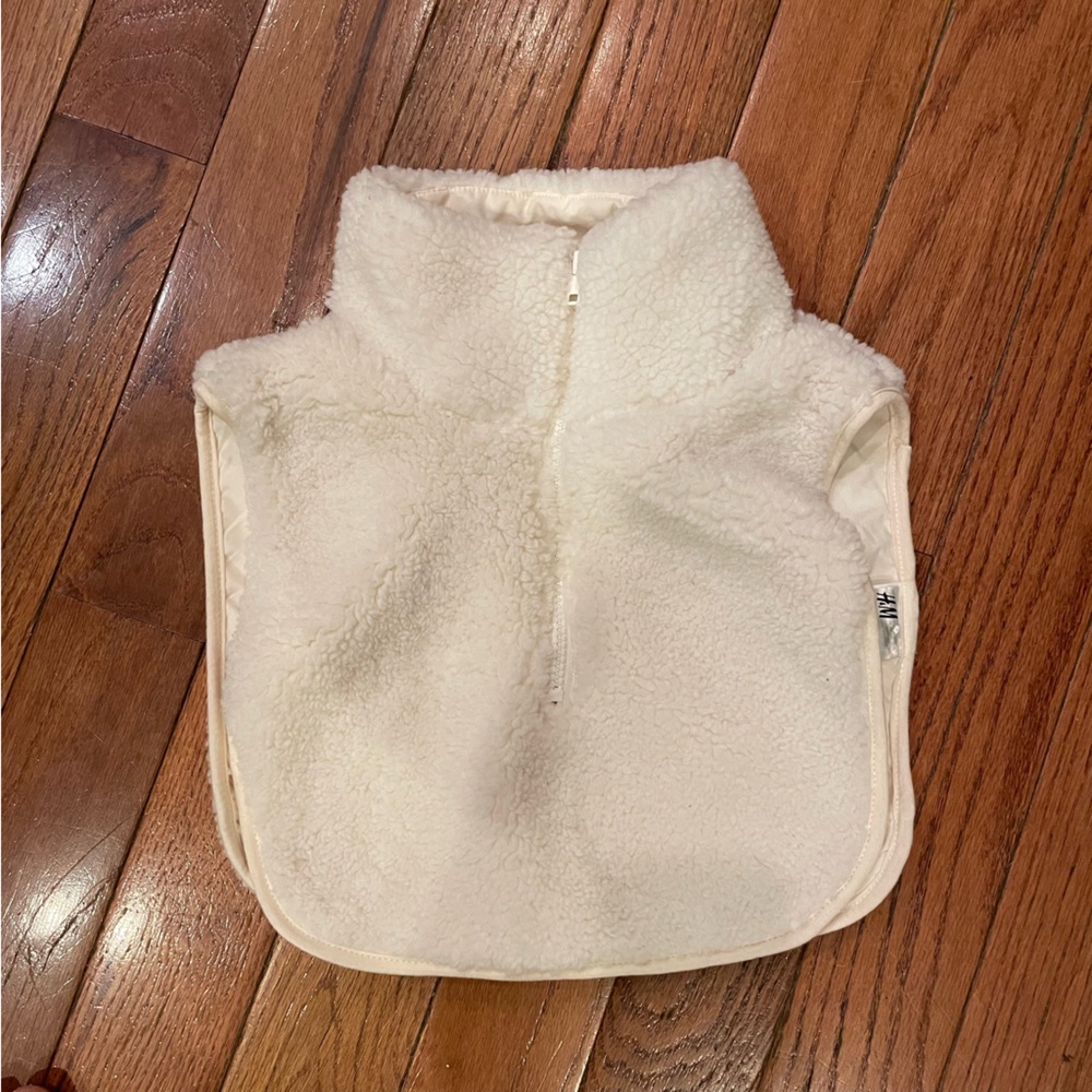 H&M Half-Zip Faux Shearling Collar - Picture 3 of 5